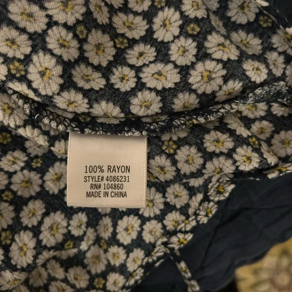 Blue Rain from Francesca’s - Daisy Floral Wrap Top - Picture 5 of 5